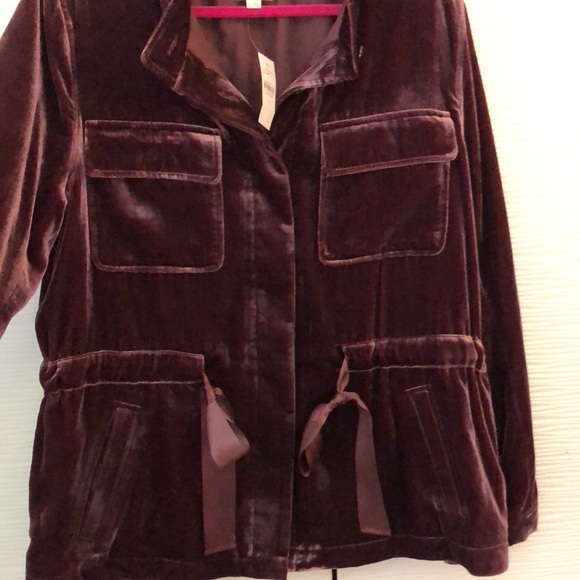 NWT LOFT burgundy/wine velvet jacket. XL. Ribbon drawstring at waist. - Picture 4 of 9